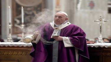 Vaticano pide respeto a las medidas anticontagio en las misas de Semana Santa