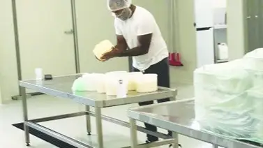 Venezolano sobresale en Australia en producción de queso Venezolano sobresale en Australia en producción de queso