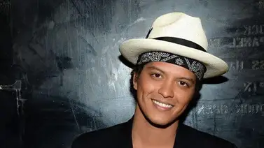 Bruno Mars: La teoría confirma que es hijo de Michael Jackson Bruno Mars: La teoría confirma que es hijo de Michael Jackson