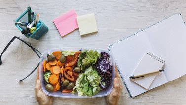 8 Consejos para hacer comidas saludables para la oficina