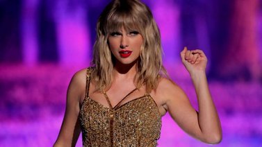 Taylor Swift se plagia a sí misma para recuperar autoría de sus canciones