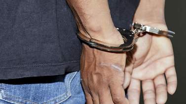 Condenan a 29 años de cárcel a hombre que asfixia con una almohada a su pareja