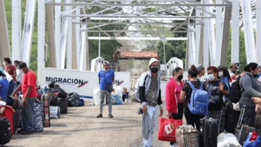 UE aplaude la decisión de Colombia de acoger al éxodo venezolano