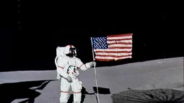 Encuentran en la Luna dos pelotas de golf lanzadas por un astronauta hace 50 años
