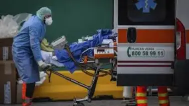 Un hombre con COVID-19 se pone amarillo por una rara reacción al virus Un hombre con COVID-19 se pone amarillo por una rara reacción al virus