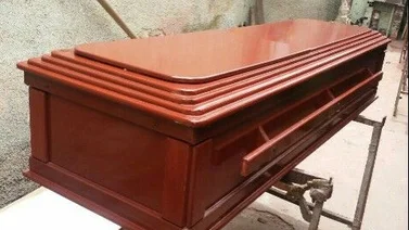 A la cárcel por administrar funeraria clandestina en una vivienda