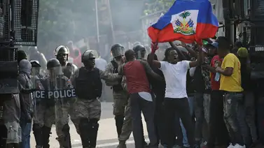 Haitianos toman de nuevo las calles para pedir la renuncia del presidente Moise Haitianos toman de nuevo las calles para pedir la renuncia del presidente Moise