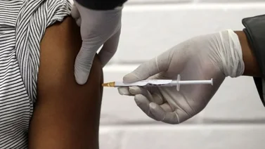 Expertos opinan cual vacuna contra el coronavirus se debe colocar