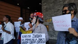 Sociedad civil protestó en la embajada de Argentina en Caracas por violación de joven venezolana