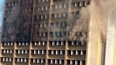 Incendio en el Ministerio de Educación arrasó con todo