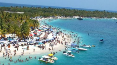 Parejas necesitan mínimo 300 dólares para viajar en Carnaval