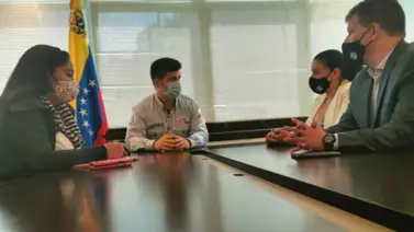 Ministra de Comercio sostiene reunión con empresa Simple TV Ministra de Comercio sostiene reunión con empresa Simple TV