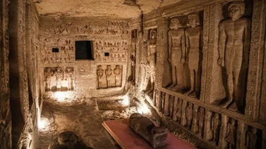 Descubren templo de una reina y más de 50 ataúdes de hace 3.000 años en Egipto
