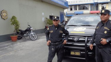 Cadáver de un investigadora es localizado en una alcantarilla