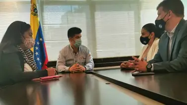 Ministerio de Comercio Nacional sostuvo reunión con SimpleTV para evaluar tarifas Ministerio de Comercio Nacional sostuvo reunión con SimpleTV para evaluar tarifas