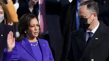Kamala Harris jura como la primera vicepresidenta mujer de Estados Unidos Kamala Harris jura como la primera vicepresidenta mujer de Estados Unidos