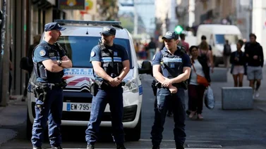 Diez personas detenidas por tráfico de armas en Francia