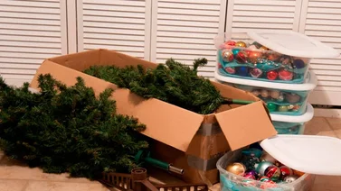 ¿Cómo guardar los adornos de Navidad?