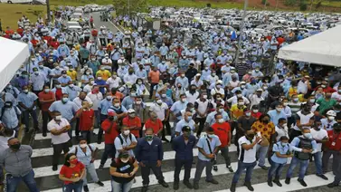 Bolsonaro lamentó la pérdida de más de 5.000 empleos por el anuncio de Ford Bolsonaro lamentó la pérdida de más de 5.000 empleos por el anuncio de Ford