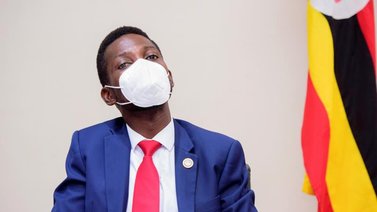 Uganda bloquea redes sociales 48 horas antes de elecciones generales