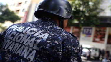 Detienen a seis personas acusadas de tráfico de personas
