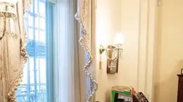 FBI arresta a hombre fotografiado en escritorio de Nancy Pelosi