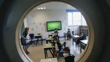 Cierre en Turquía de un millar de colegios privados por la crisis del coronavirus Cierre en Turquía de un millar de colegios privados por la crisis del coronavirus