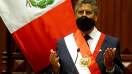 Gobierno de Perú anuncia compra de vacunas a Sinopharm y AstraZeneca