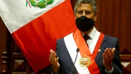 Gobierno de Perú anuncia compra de vacunas a Sinopharm y AstraZeneca