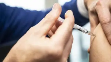 El R.Unido confía en poder vacunar a trece millones de personas para febrero El R.Unido confía en poder vacunar a trece millones de personas para febrero