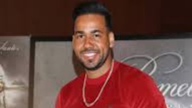 Romeo Santos sorprende a sus fans con el nacimiento de su nuevo hijo