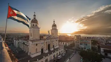 Gobierno de Cuba aumenta el salario mínimo a 87 dólares Gobierno de Cuba aumenta el salario mínimo a 87 dólares