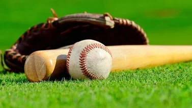 Fevebeisbol fija posición del joven al que suministraron desparasitante