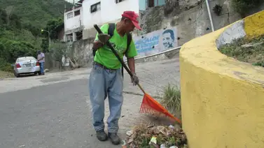 Patrulleros ambientales mantienen limpios sitios turísticos de La Guaira Patrulleros ambientales mantienen limpios sitios turísticos de La Guaira