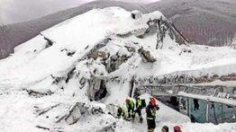 6 muertos y 18 desaparecidos en Teherán por avalanchas de nieve
