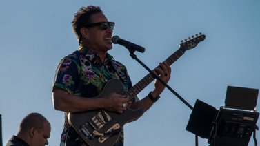 Banda "Desorden Público" realiza concierto en Petare