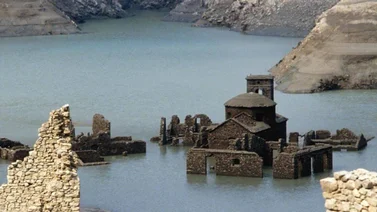 El Pueblo fantasma italiano que aparece inesperadamente