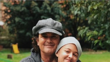 Carlos Vives estrena el video dedicado a su hija