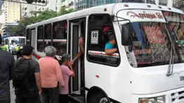 Tres heridos de gravedad dejan atracos en autobuses del noroeste de Caracas