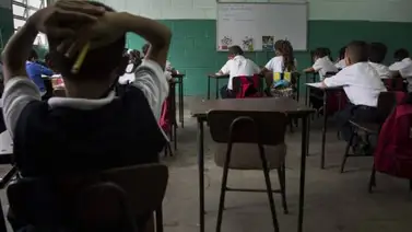 Docentes solicitan incentivos para sobrevivir a la crisis Docentes solicitan incentivos para sobrevivir a la crisis