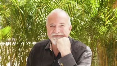 François Weffer celebra 38 años en la televisión venezolana François Weffer celebra 38 años en la televisión venezolana