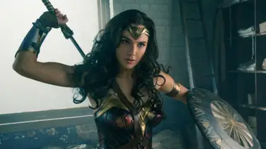 Gal Gadot y Patty Jenkins defienden el estreno híbrido de "Wonder Woman 1984″ Gal Gadot y Patty Jenkins defienden el estreno híbrido de "Wonder Woman 1984″