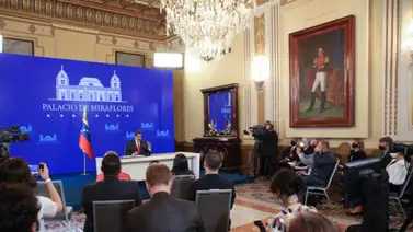 Maduro: El dólar no será la moneda oficial, la moneda oficial es el Bolívar Maduro: El dólar no será la moneda oficial, la moneda oficial es el Bolívar