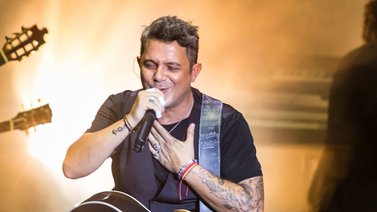 Alejandro Sanz realiza los preparativos para su concierto mundial del sábado
