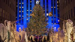 Nueva York inaugura época navideña con el encendido del árbol de Rockefeller