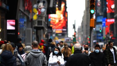 Nueva York espera vacunar a 170.000 personas a partir del 15-D