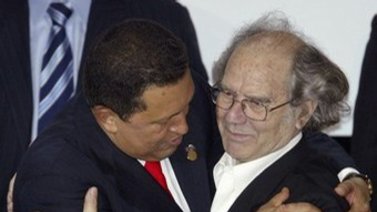 Premio Nobel argentino denuncia política coercitiva de EEUU contra Venezuela