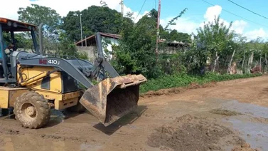 Despejan vías de Lara afectadas por lluvias