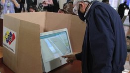 CNE extienden jornada en todos los centros de votación