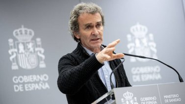 Médicos españoles piden el cese de responsable de Sanidad